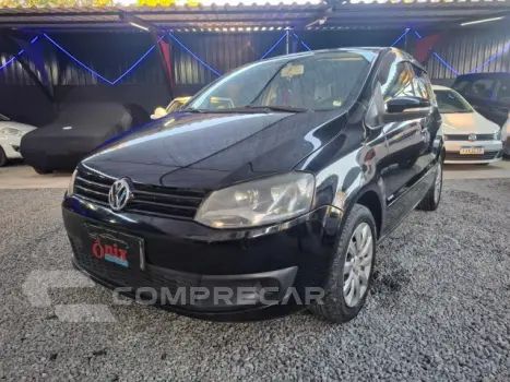Volkswagen FOX - 1.6 MI 8V 4P MANUAL 4 portas
