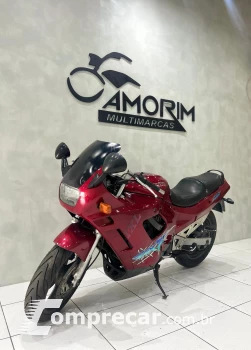 SUZUKI GSX 750F