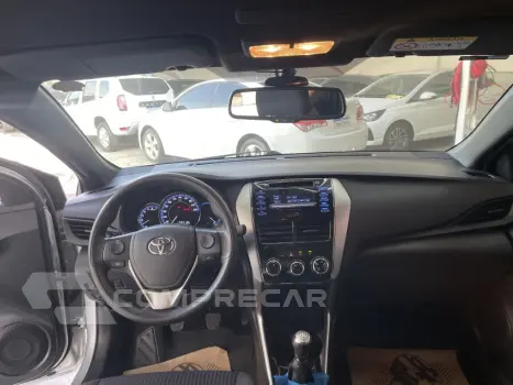 YARIS 1.3 16V XL