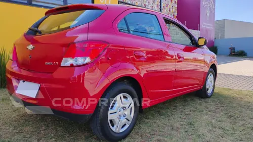 Onix 1.0 LT