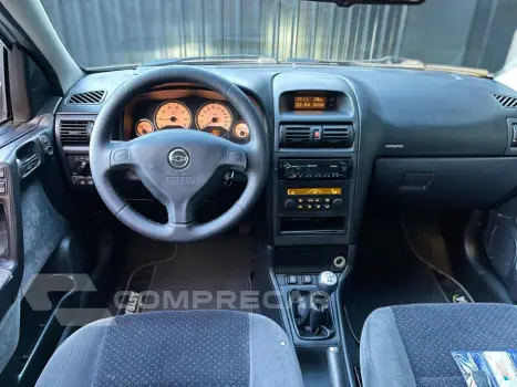 ASTRA 2.0 MPFI ELEGANCE SEDAN 8V FLEX 4P MANUAL