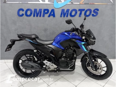Yamaha FZ25 FAZER ABS - Street
