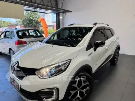 Renault CAPTUR - 1.6 16V SCE INTENSE X-TRONIC 4 portas