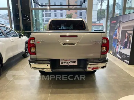 HILUX 2.8 D-4D TURBO DIESEL CD SRV 4X4 AUTOMÁTICO