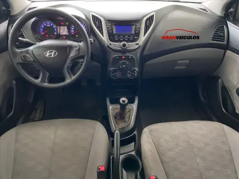 HB20S 1.0 COMFORT PLUS 12V FLEX 4P MANUAL