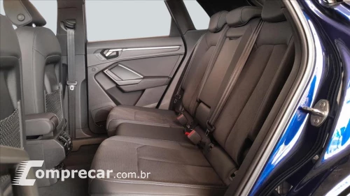 Q3 2.0 40 TFSI GASOLINA PERFORMANCE BLACK QUATTRO