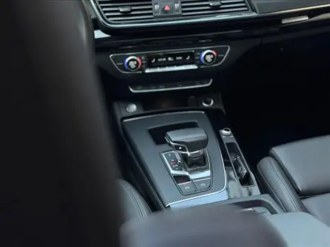 Q5 2.0 55 TFSI Phev Sportback Performance Black Quattro S Tr