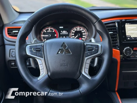 L200 TRITON 2.4 16V Turbo Sport Savana Sertôes CD 4X4