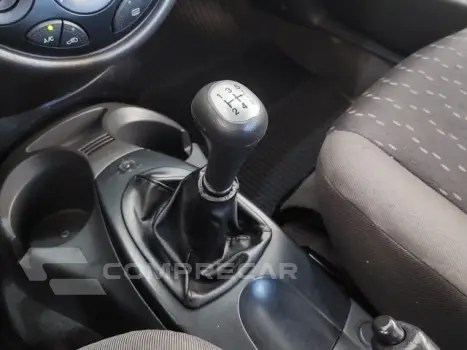 FOCUS HATCH - 1.6 8V 4P MANUAL