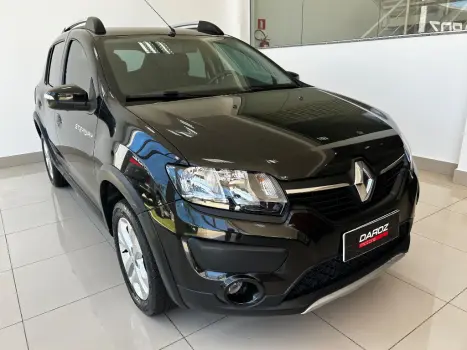 Renault SANDERO STEPWAY Flex 1.6 16V 5p 4 portas
