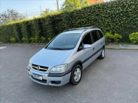 CHEVROLET ZAFIRA 2.0 MPFI Expression 8V 4 portas