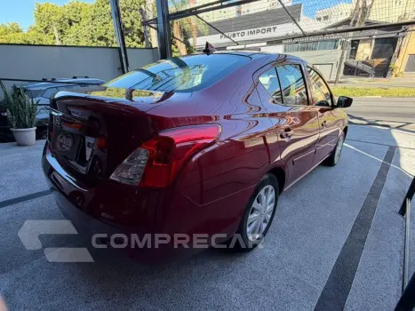 VERSA 1.0 12V FlexStart 4p Mec.