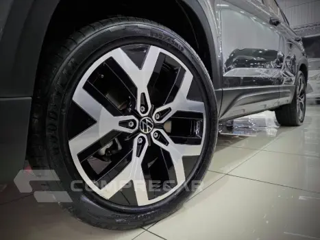 TAOS 1.4 250 TSI TOTAL FLEX HIGHLINE AUTOMÁTICO