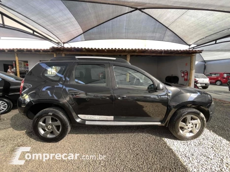 DUSTER 2.0 TECH ROAD 4X2 16V FLEX 4P AUTOMÁTICO