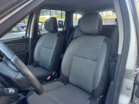 Duster 1.6 16V 4P FLEX DYNAMIQUE