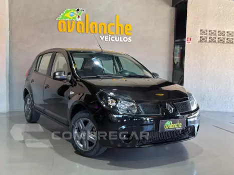Renault SANDERO 1.6 EXPRESSION 8V FLEX 4P MANUAL 4 portas
