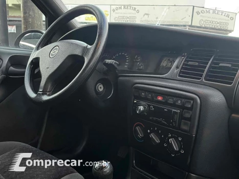 VECTRA 2.2 MPFI GLS 8V GASOLINA 4P MANUAL