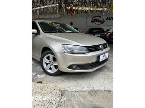 JETTA 2.0 COMFORTLINE FLEX 4P TIPTRONIC