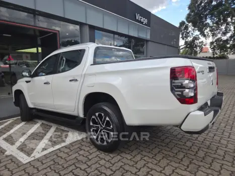L200 TRITON 2.4 16V Turbo Sport Hpe-s CD 4X4