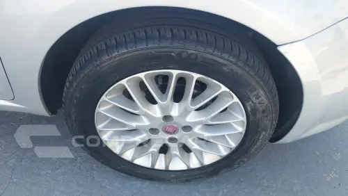 PUNTO 1.6 Essence 16V