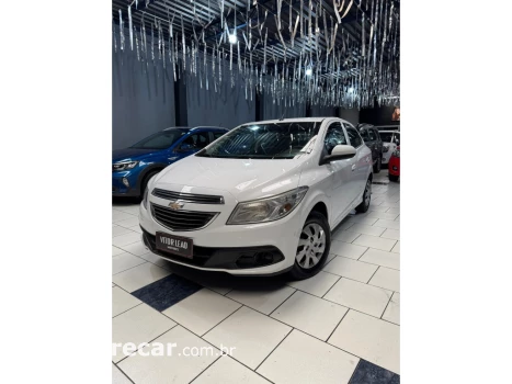 CHEVROLET ONIX 1.0 MPFI LT 8V FLEX 4P MANUAL 4 portas