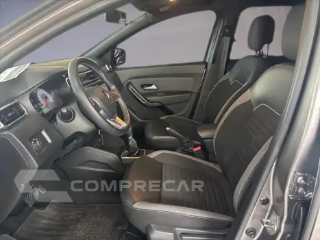 DUSTER 1.6 16V SCE FLEX INTENSE X-TRONIC