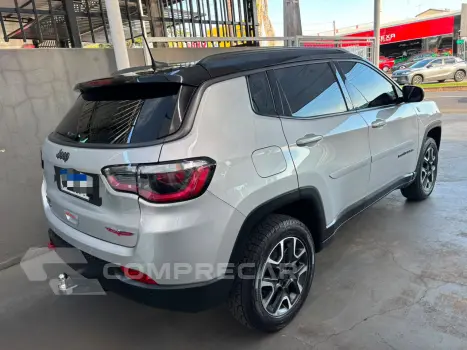 COMPASS 2.0 16V Trailhawk 4X4