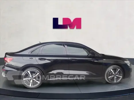 A3 2.0 40 TFSI MHEV SEDAN PERFORMANCE BLACK S-TRO