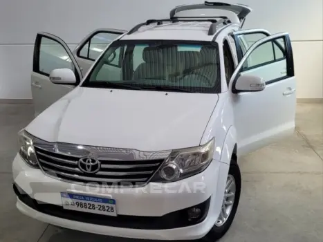 HILUX SW4 - 2.7 SR 4X2 16V 4P MANUAL