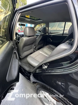 GOLF 2.0 MI Black Edition 8V