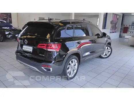 TAOS 1.4 250 TSI TOTAL FLEX COMFORTLINE AUTOMÁTICO
