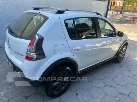 SANDERO 1.6 STEPWAY 16V FLEX 4P AUTOMÁTICO