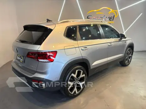 Taos 1.4 250 Tsi Total Flex Highline Automático