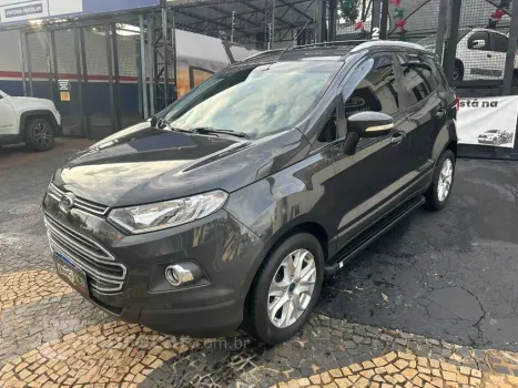 FORD EcoSport TITANIUM 1.6 16V Flex 5p 4 portas