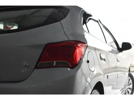 ONIX - 1.0 MPFI LT 8V 4P MANUAL