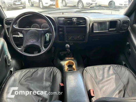 BLAZER 2.4 MPFI ADVANTAGE 4X2 8V GASOLINA 4P MANUAL