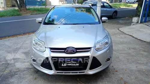 FOCUS 2.0 Titanium Sedan 16V