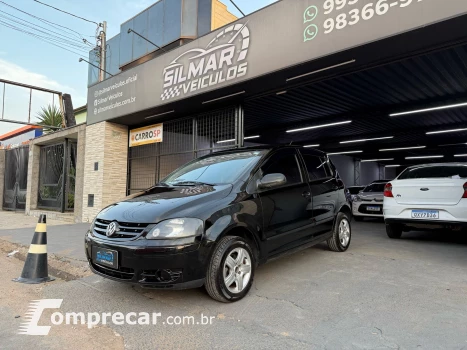 Volkswagen FOX 1.0 MI City 8V 4 portas