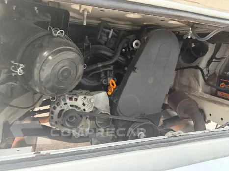 Kombi Furgão 1.4 Mi Total Flex 8V
