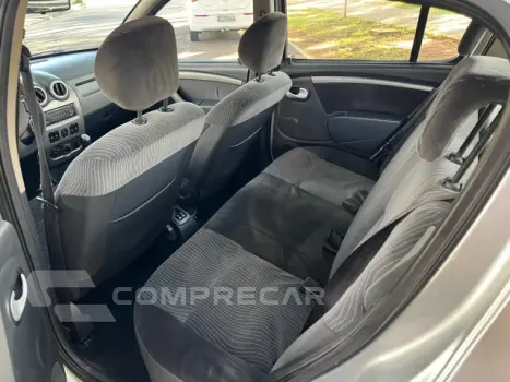 SANDERO - 1.6 PRIVILÉGE 8V 4P MANUAL