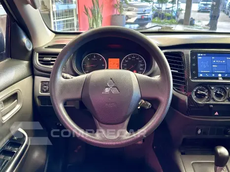 L200 TRITON 2.4 16V TURBO DIESEL OUTDOOR GLS CD 4X4 AUTOMÁTI