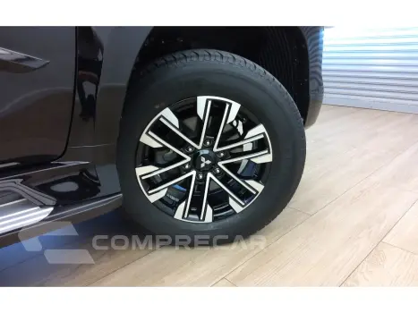PAJERO SPORT 2.4 16V MIVEC TURBO DIESEL HPE-S AWD AUTOMATICO