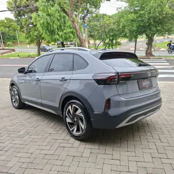 Nivus Highline 1.0 200 TSI Flex Aut.