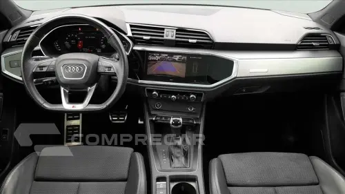 Q3 2.0 40 TFSI GASOLINA PERFORMANCE BLACK QUATTRO