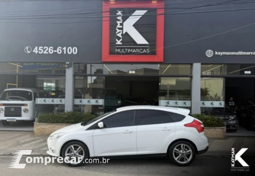 FORD FOCUS 2.0 SE Hatch 16V 4 portas