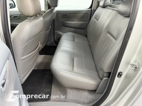 HILUX 2.4 4X4 CD 8V