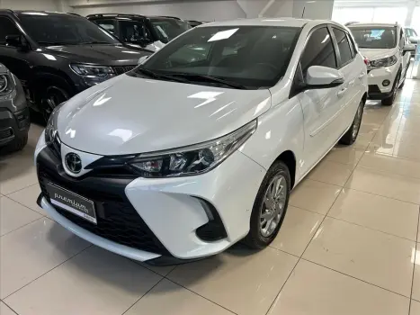 Toyota YARIS 1.5 16V FLEX XL MULTIDRIVE 4 portas