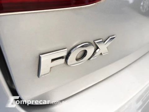 Volkswagen Fox Trendline 1.6 Flex 8V 5p 4 portas