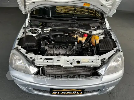 CORSA 1.4 MPFI Maxx Sedan 8V