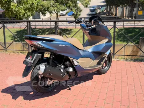 PCX 160 DLX ABS